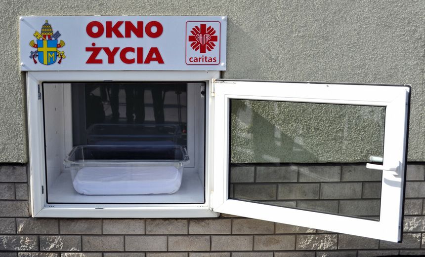 Noworodek w oknie życia w Piotrkowie Trybunalskim