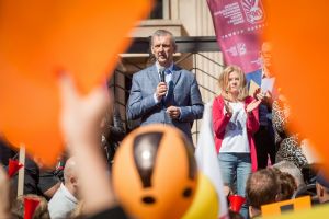 Pikieta nauczycieli przed resortem edukacji w 2019 roku