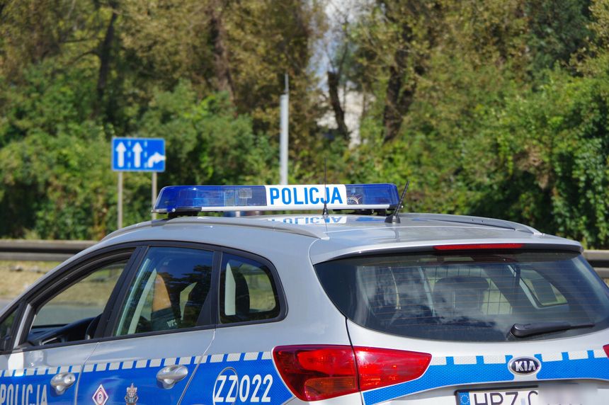 radiowóz policyjny