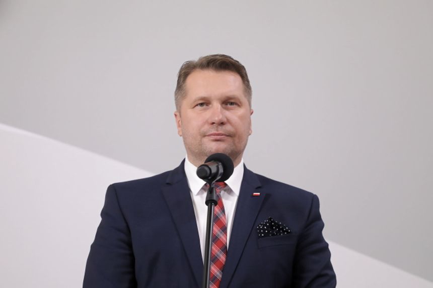 Minister edukacji i nauki Przemysław Czarnek podczas konferencji prasowej w siedzibie resortu w Warszawie