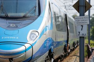 Lębork. Potrącenie kobiety przez pociąg pendolino