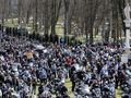 Częstochowa. Tłumy motocyklistów na Jasnej Górze w czasie pandemii