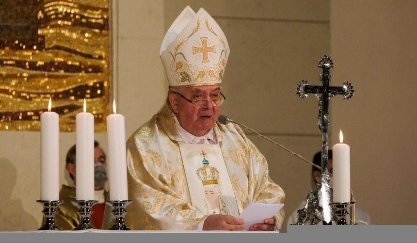 Biskup Jan Tyrawa rezygnuje za tuszowanie pedofilii w kościele