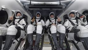 dragon spacex wylądował