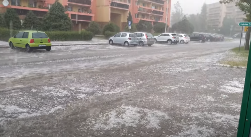 Burza i grad w Jeleniej Górze