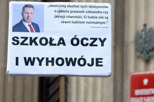 Protest przeciw Przemysławowi Czarnkowi