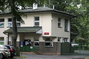 Ośrodek dla cudzoziemców w Dębaku - Podkowie Leśnej