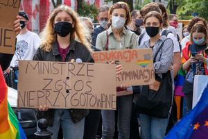 Protest przeciw nominacji Przemysława Czarnka na ministra edukacji 
