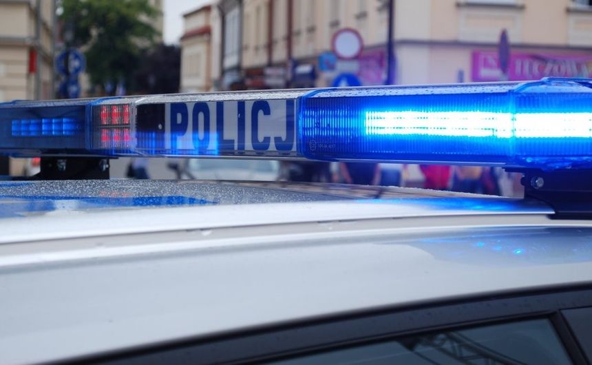 Toruń. Zwłoki 72-latki i jej syna