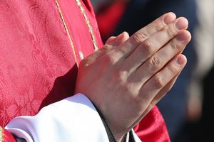 Ksiądz molestował niepełnosprawną. Kuria tuszowała