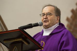 Tadeusz Rydzyk, obostrzenia na jego uczelni
