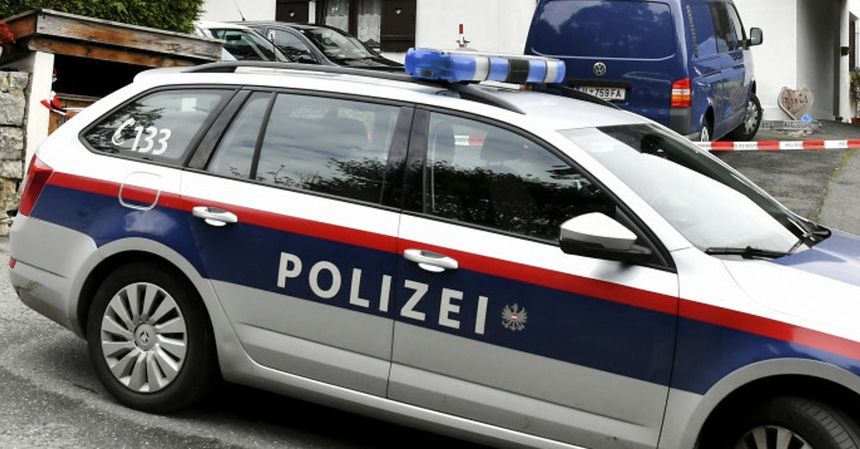 Austra. Pobierał emeryturę za zmarłą matkę