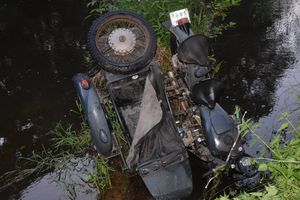 Zwłoki motocyklisty w rzece Czarnej