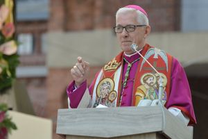 Abp Wiktor Skworc