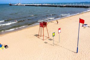 GIS zamknął kąpieliska nad Bałtykiem i jeziorami, 16 lipca