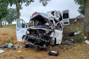 Wypadek na Dk12, zginęły dwie osoby