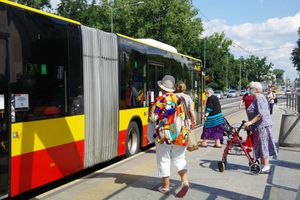 Obostrzenia czerwiec 2021. Zmiany w komunikacji miejskiej