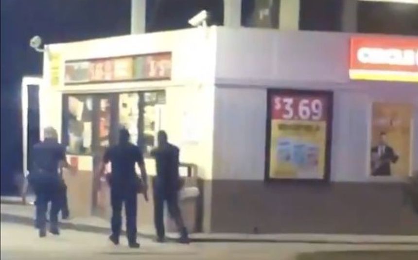 Trayford Pellerin zastrzelony przez policję