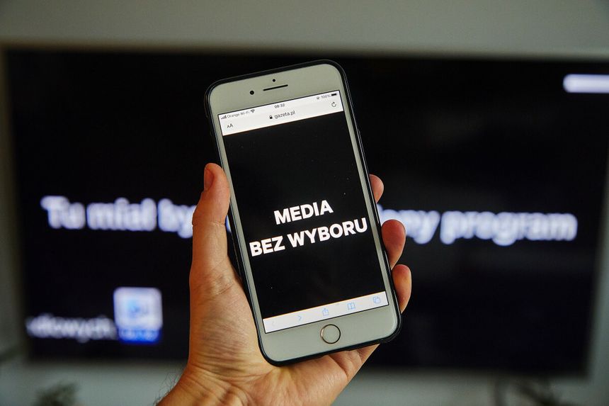Media bez wyboru