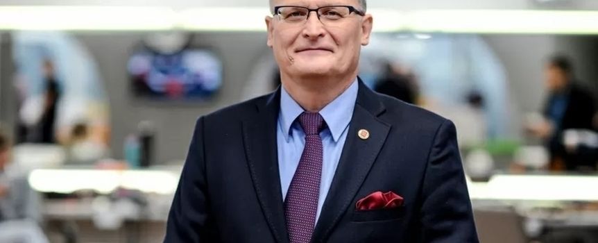 Dr Paweł Grzesiowski