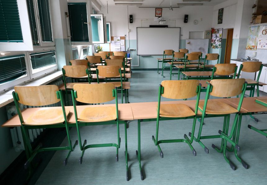 Horban: nauka stacjonarna może wrócić na południu Polski. Podał warunek