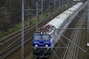 14-latka śmiertelnie potrącona przez pociąfg