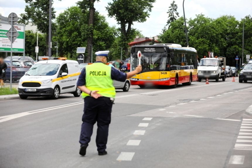 wypadek autobusu w Warszawie