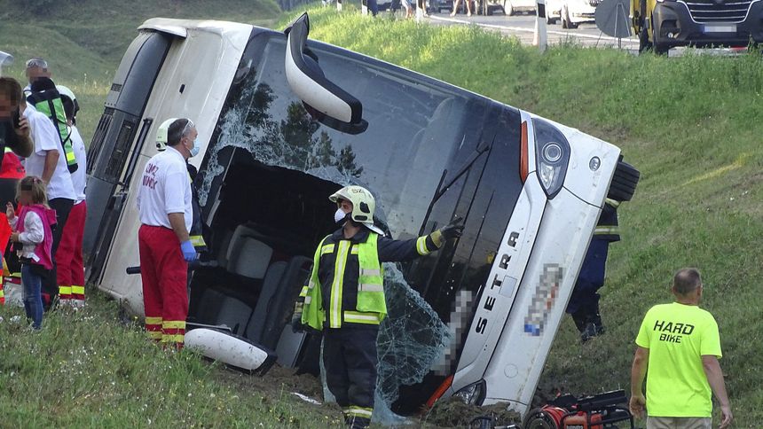 Węgry wypadek polskiego autokaru
