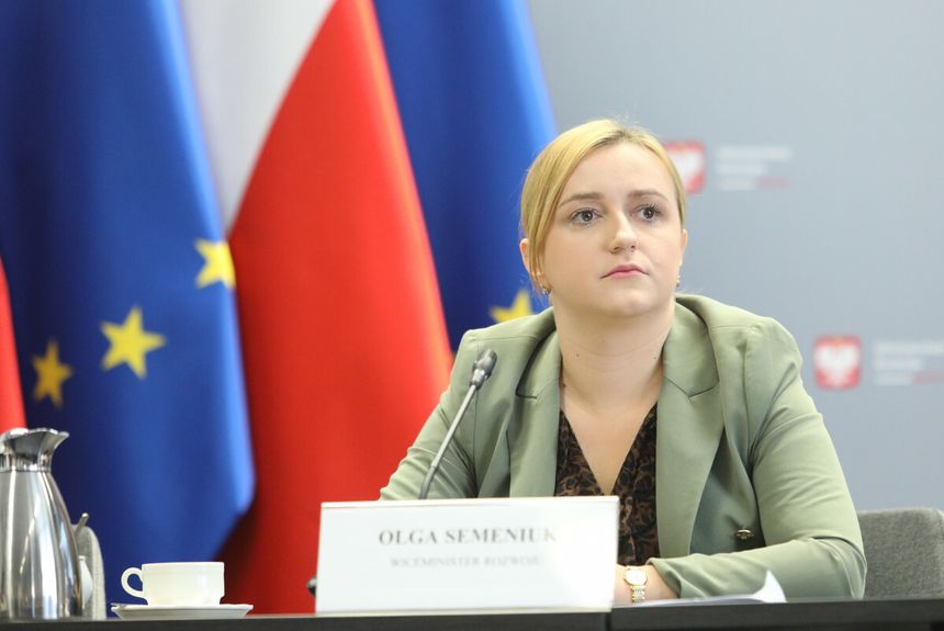 Wiceminister: nie będzie luzowania obostrzeń. "Decyzja w przyszłym tygodniu"