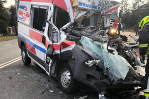 Wypadek karetki w Zawierciu 