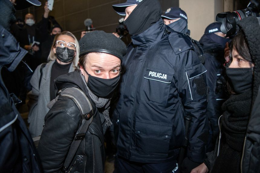 Zatrzymana dziennikarka: Policja mnie zaatakowała