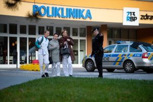 Strzelanina w Ostrawie. Policja publikuje zdjęcie podejrzanego. Może być w drodze do Polski