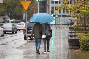 Pogoda na dziś - piątek 15 listopada. Pochmurno i mokro, ale w weekend cieplej