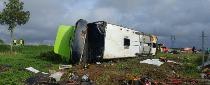 Wypadek Flixbusa na A1 we Francji. Ponad 30 osób rannych. Jechali z Paryża do Londynu