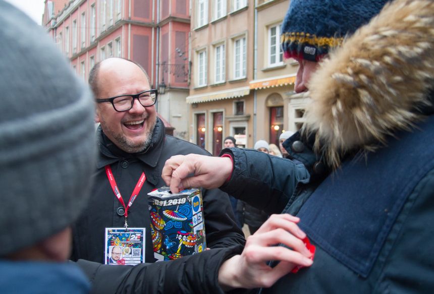 Paweł Adamowicz podczas WOŚP w styczniu 2019 roku