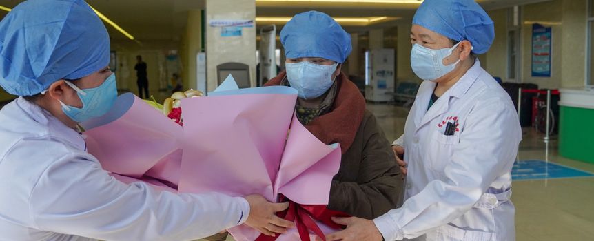Koronawirus z Wuhan w Chinach. Ile osób nie żyje, ile wyleczono
