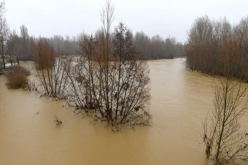 Sztorm Elsa sieje spustoszenie w Hiszpanii i Portugalii