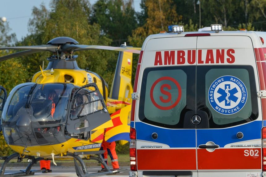 Wypadek w Nowym Zadybiu. Samochód z nastolatkami zderzył się z ciężarówką