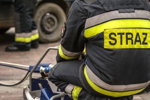 Pożar składowiska odpadów w Kędzierzynie Koźlu. Z ogniem walczy ponad 100 strażaków