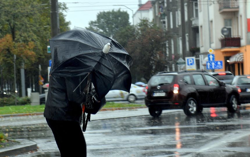 Pogoda. Deszcz, ulewy we wtorek i środę. Są ostrzeżenia IMGW
