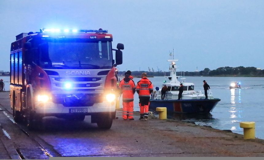 Wypadek w Świnoujściu. Nastolatka siedziała na kolanach kierowcy?