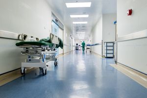 Kraków. 6-letnie dziecko zażyło twarde narkotyki.Ojciec miał plantację marihuany