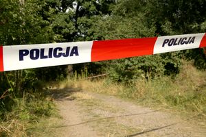 Łódzkie. Samochód z ciałem mężczyzny w zbiorniku Próba
