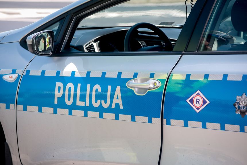 Szprotawa. 11-miesięczne dziecko wpadło pod samochód