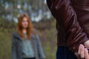 Kędzierzyn-Koźle. Nastolatka brutalnie pobita i zgwałcona podczas imprezy plenerowej