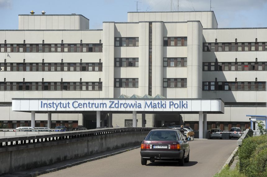 Łódź. 1,5-roczny chłopiec walczy o życie. Dziecko połknęło resztki dopalacza