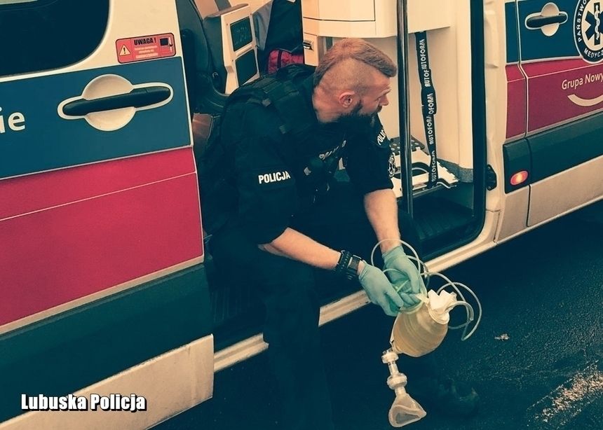 Wypadek Cibórz - Skąpe. Policja udostępniła nagranie i zdjęcia. Jedno z nich poruszyło internautów