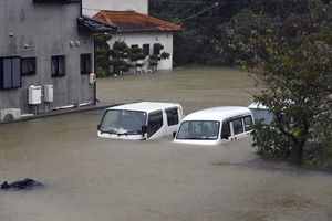 Tajfun Hagibis pustoszy Japonię. Lawiny błotne, trąby powietrzne. Są ofiary