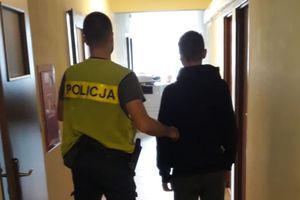 Gdańsk.14-latkowie uciekli z ośrodka odwykowego i napadli na przechodnia