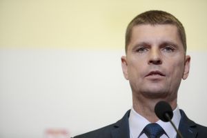 Koronawirus. Szkoły zamknięte do Wielkanocy. Kiedy dzieci pójdą do szkoły? Co z egzaminami?